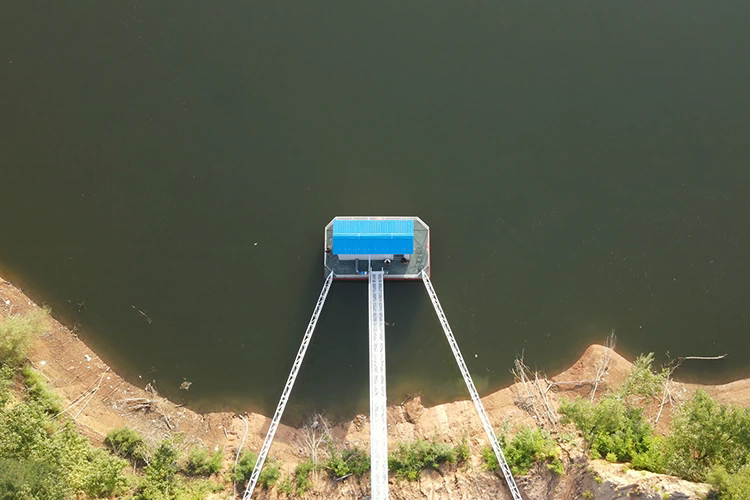 W jaki sposób pływający statek poboru wody zasilającej zwiększa efektywność gospodarki wodnej?